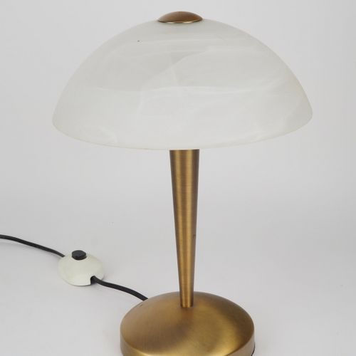 Table lamp 80s Table lamp 80s

Lamp base made of brushed brass. Wide base, conic&hellip;