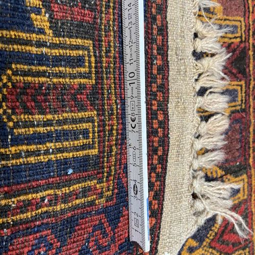 Persian nomadic carpet, probably Lorestan Alfombra nómada persa, probablemente d&hellip;