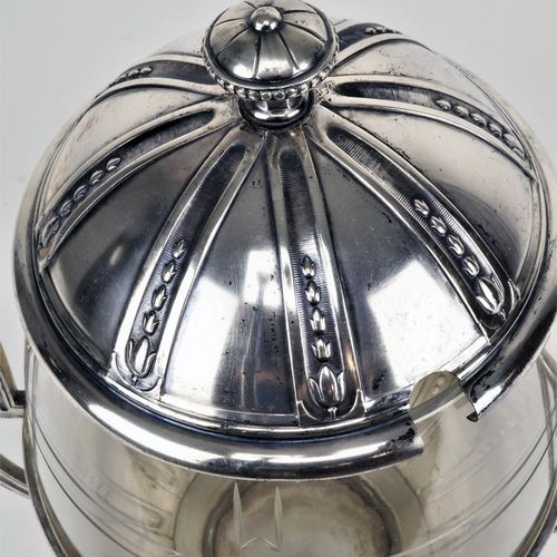 Big art nouveau punch bowl, around 1900 Grand bol à punch art nouveau, vers 1900&hellip;