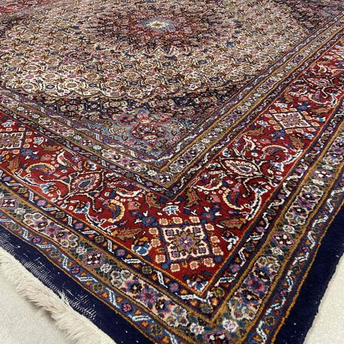 Handknotted Persian carpet, "Moud", probably 70s Alfombra persa anudada a mano, &hellip;