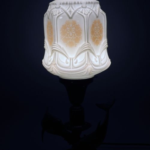 Large figure table lamp, early 20th century. Lámpara de sobremesa de gran figura&hellip;