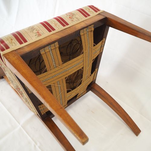 Pair of Biedermeier chairs around 1820, walnut Coppia di sedie Biedermeier intor&hellip;