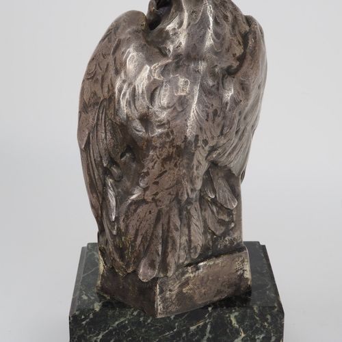 Large bird sculpture around 1900 Large bird sculpture around 1900

Bronze, worke&hellip;