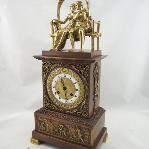 Empire mantelpiece clock around 1820 Empire-Kaminuhr um 1820

Bronzegehäuse, tei&hellip;