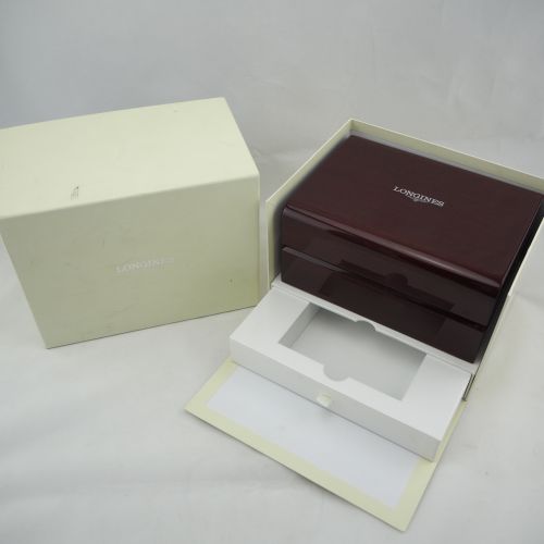 Watch box "Longines", 1960s Uhrenbox "Longines", 1960er Jahre

Original Box für &hellip;