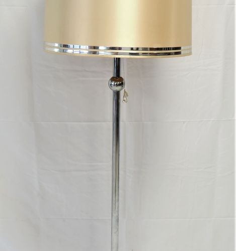 Floor lamp, 50s floor lamp, 50s

chromed metal base, round stand, with fabric sh&hellip;
