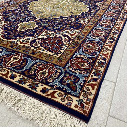 Handknotted oriental carpet, probably Pakistan Handknotted oriental carpet, prob&hellip;