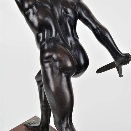 Bronze swordsman Bronze swordsman

of the type "Borghesian swordsman", beginning&hellip;