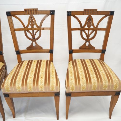 Set of chairs, early classicism around 1780, south german, probably Munich 一套椅子，&hellip;