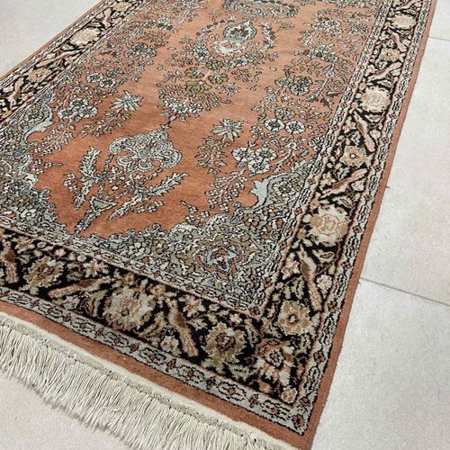 Handknotted oriental carpet, cashmere - natural silk 手工打结的东方地毯，羊绒 - 天然丝

二手 - 状况&hellip;