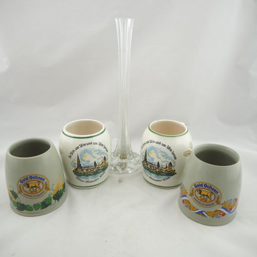 Mixed lot of beer mugs and vase Mixed lot of beer mugs and vase

Consisting of t&hellip;
