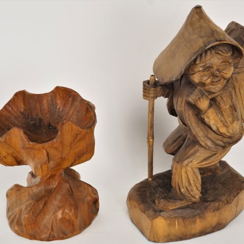 Konvolut Holzschnitzereien, 3 Stück Lotto misto di sculture in legno, 3 pezzi


&hellip;
