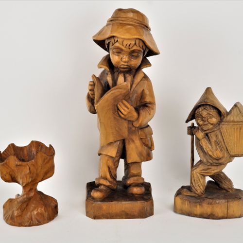 Konvolut Holzschnitzereien, 3 Stück Lotto misto di sculture in legno, 3 pezzi


&hellip;