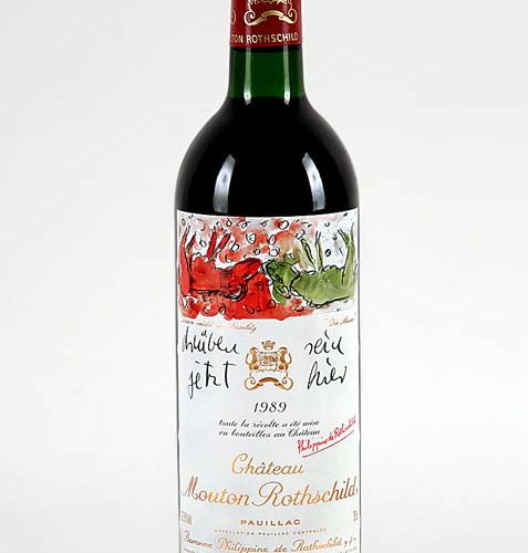 Flasche Rotwein 1989年木桐酒庄。首要的葡萄酒，0,75升。原有的软木塞。瓶子上有一个根据乔治-巴塞利茨设计的彩色胶印标签，"drüben s&hellip;