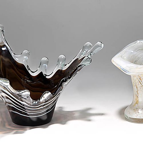 Konvolut 1 Vase, 1 Schale. Zeitgenössisches Design. Farbl. Glas mit bunten Einsc&hellip;