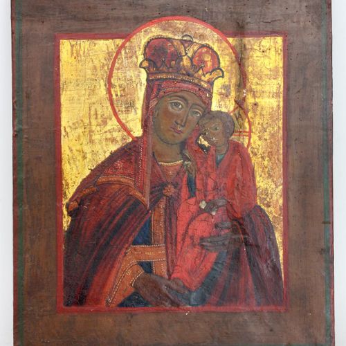Null 喀山圣母 俄罗斯圣像，19世纪 金色背景的带冠天主之母和孩子。25 x 21.5厘米。因年代久远而有损坏。关键词：神圣的，宗教，偶像，俄罗斯
