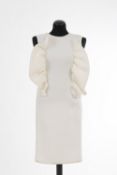 Kleid Jil Sander 连衣裙 Jil Sander, Hamburg

合成纤维加弹性纤维，白色，无袖，正面有褶皱。尺寸36。