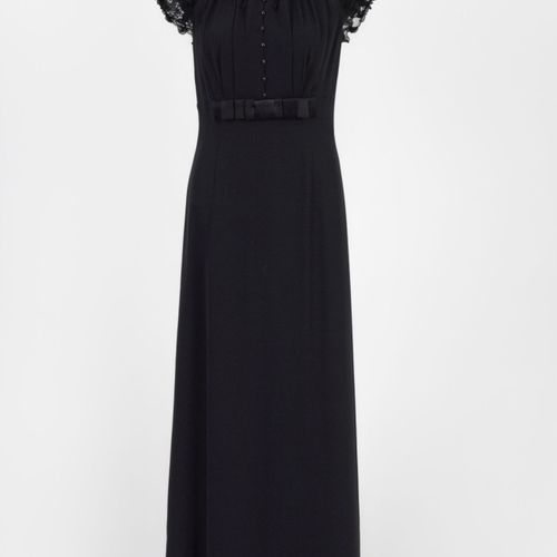 Abendkleid Rena Lange Evening dress Rena Lange, Munich 

Silk crepe, black, shor&hellip;