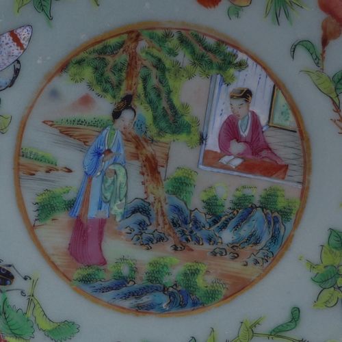 Kleiner Seladonteller mit Gartenszene, China, Qing-Dynastie, 19. Jh. Kleiner Sel&hellip;