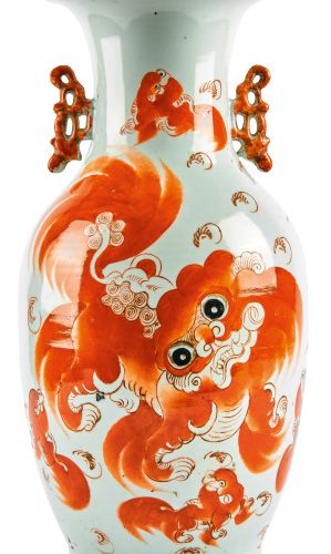 Vase mit Shishi-Familie, China, Qing-Dynastie, spätes 19. Jh. Vase mit Shishi-Fa&hellip;