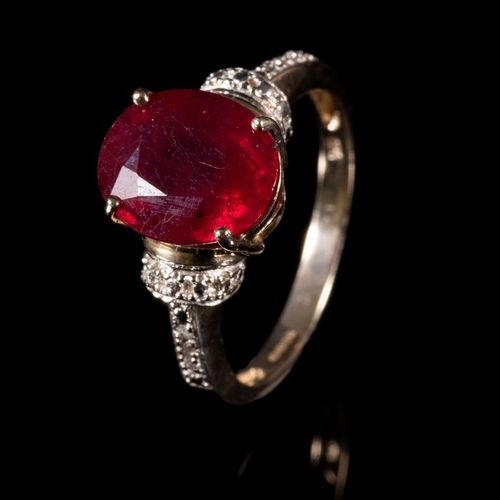 FREE POST 9 kt. Yellow gold - Ring - 3.85 ct Ruby - FREE INTERNATIONAL TRACKED S&hellip;