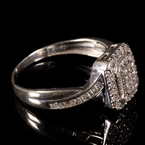 FREE POST 9 kt. White gold - Ring - 0.70 ct Diamond KOSTENLOSER INTERNATIONALER &hellip;