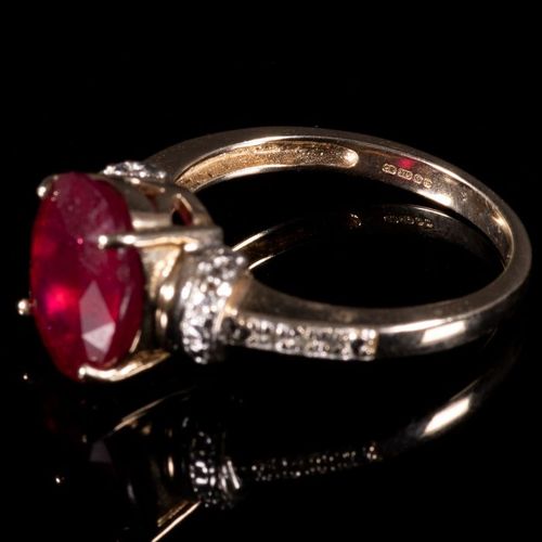 FREE POST 9 kt. Yellow gold - Ring - 3.85 ct Ruby - EXPÉDITION INTERNATIONALE SU&hellip;