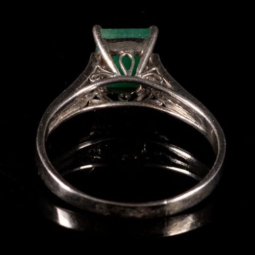 FREE POST 18 kt. White gold - Ring - 1.05 ct Emerald KOSTENLOSER INTERNATIONALER&hellip;