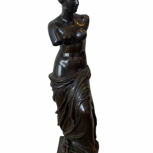 Null A 19TH CENTURY BRONZE CLAD STATUE OF A NEOCLASSICAL SEMINUDE FEMALE.

(h 48&hellip;