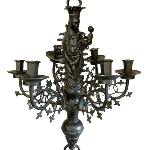 Null A 19TH CENTURY GOTHIC REVIVAL SIX BRANCH BRONZE CHANDELIER

Mounted with a &hellip;