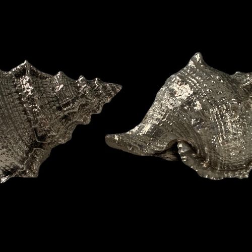 Null ATTRIBUTED TO FEDERICO BUCCELLATI, A PAIR OF ITALIAN SILVER COATED CONCH SH&hellip;