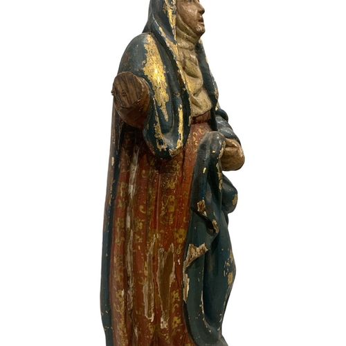Null 一个大型的17/18世纪大陆宗教木雕多色和镀金人物，圣母玛利亚。

(高68厘米)