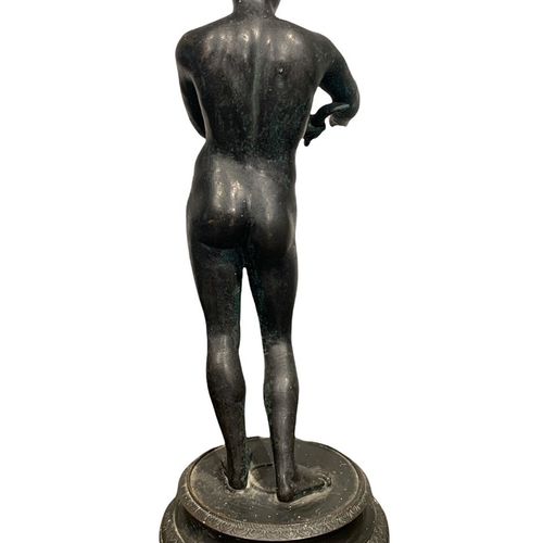Null AFTER THE ANTIQUE, MODEL OF LYSIPPOS, A 19TH CENTURY GRAND TOUR BRONZE OF A&hellip;