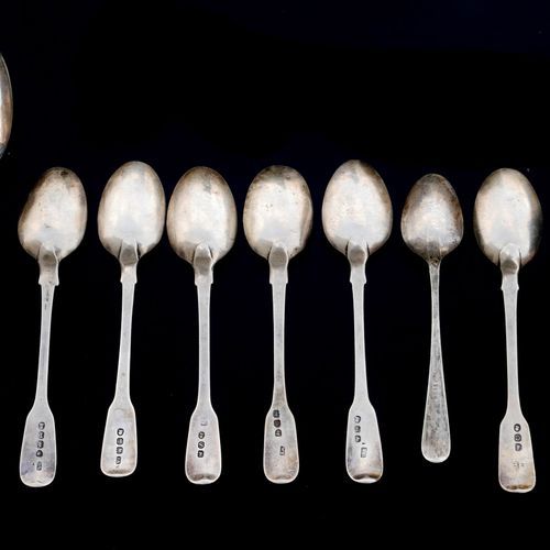 Null A COLLECTION OF NINE 18TH/19TH CENTURY SILVER SPOONS

To include John Bridg&hellip;