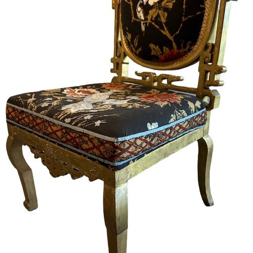Null A 19TH CENTURY GILTWOOD ANGLO-JAPANESE UPHOLSTERED NURSING CHAIR.