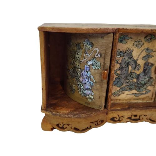 Null A LATE 19TH/EARLY 20TH CENTURY CHINESE ORIENTAL MARBLE MINIATURE CABINET _x&hellip;