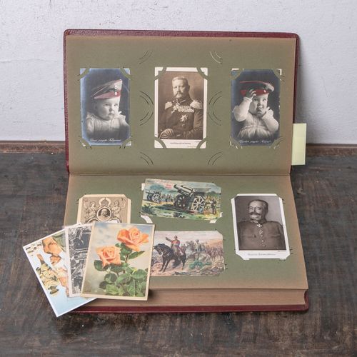 Null 军事明信片集（可能是20世纪20年代），共约148张，由帝国时期的卡片和一些照片（正面照片，集体照片）组成，放在一个漂亮的相册里，约27 x 41厘米&hellip;