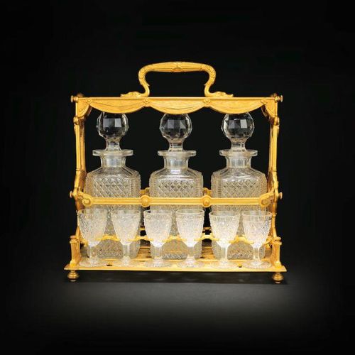 FRENCH GILT BRONZE AND BACCARAT CUT-GLASS TANTALUS LATE 19TH CENTURY ENSEMBLE DE&hellip;
