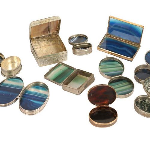 A COLLECTION OF TEN 19TH CENTURY AND LATER AGATE, SILVER AND METAL MOUNTED BOXES&hellip;