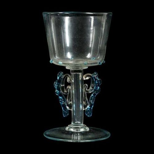 A VENETIAN MURANO GLASS WINGED GOBLET 'FACON DE VENISE' GOBLET VÉNÉTIEN AILÉ EN &hellip;