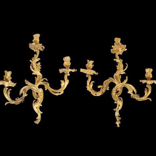A PAIR OF 19TH CENTURY FRENCH GILT BRONZE ROCOCO STYLE THREE LIGHT WALL APPLIQUE&hellip;