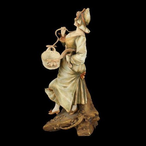 A PAIR OF LATE 19TH / EARLY 20TH CENTURY VIENNESE PORCELAIN FIGURES BY ERNST WAH&hellip;