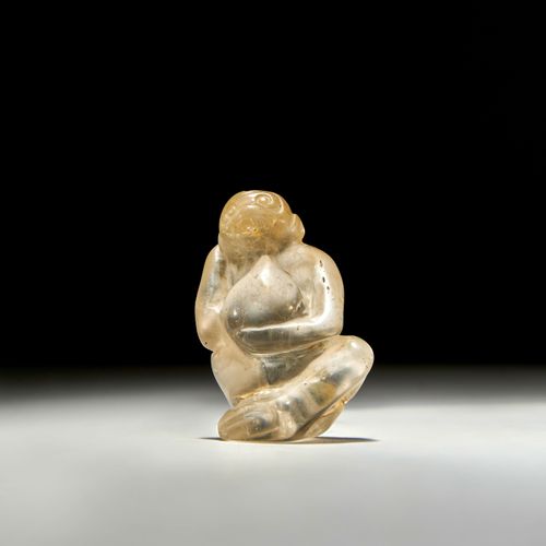 A BACTRIAN ROCK CRYSTAL FIGURINE OF A SEATED MONKEY, CIRCA 2ND MILLENIUM B.C. ST&hellip;
