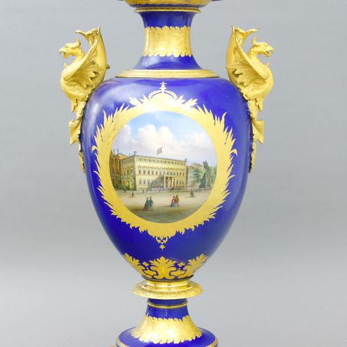 Prunkvase mit Sockel, KPM Berlin, nach 1871 Magnifique vase à pied, KPM Berlin, &hellip;