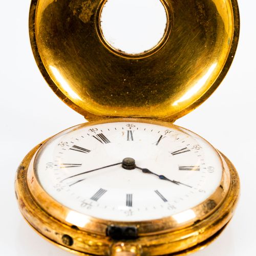 Null 
Antico orologio da tasca da donna, cassa in oro giallo 18 K non punzonata,&hellip;
