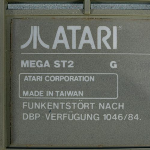 Null 
ATARI "MEGA 2" - ordinateur vintage, comprenant : Manuel de programmation &hellip;