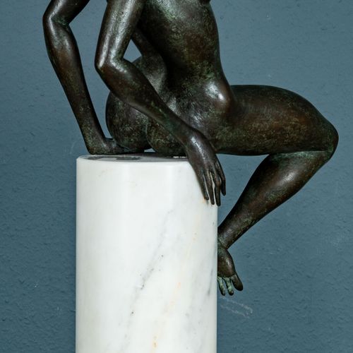 Null 
"Nude Lady on a column" - Erotic bronze of Sergio Capellini. Greenish-grey&hellip;