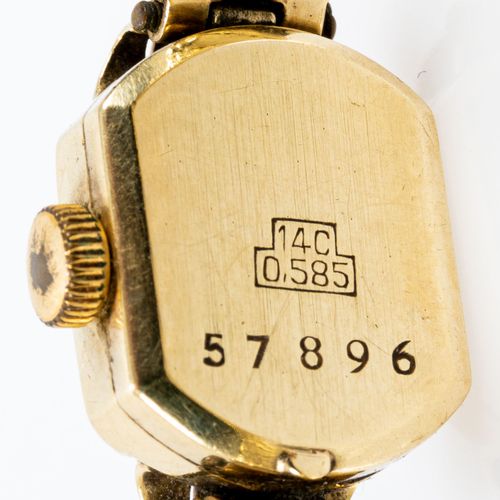 Null 
大概是20世纪40/50年代的女士腕表，表盘上标有："SPEIDEL"，未经测试的机械机芯，585黄金表壳，搭配 "LASTA LUXUS "品牌的&hellip;