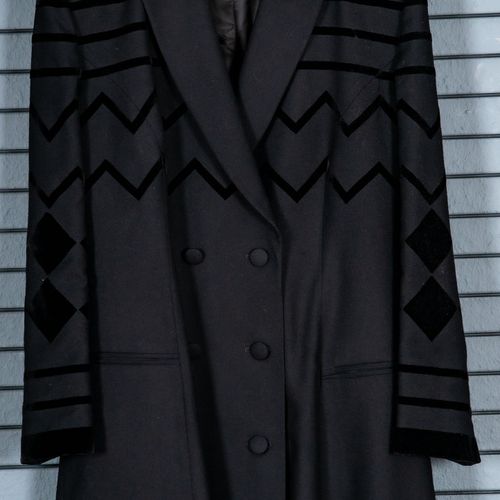 Null 
Abrigo negro de Louis Férand, talla 40; lana virgen/algodón con cuello de &hellip;