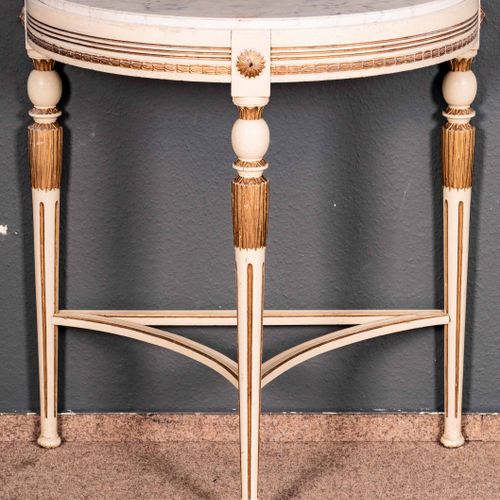 Null 
Antique console table, Empire style around 1900, white-gold painted, in pa&hellip;